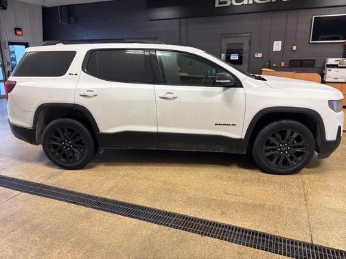 2022 GMC Acadia FWD SLE