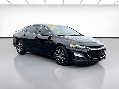 Mosaic Black Metallic 2024 Chevrolet Malibu FWD RS