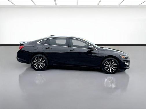Mosaic Black Metallic 2024 Chevrolet Malibu FWD RS