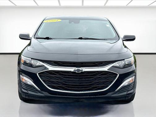 Mosaic Black Metallic 2024 Chevrolet Malibu FWD RS