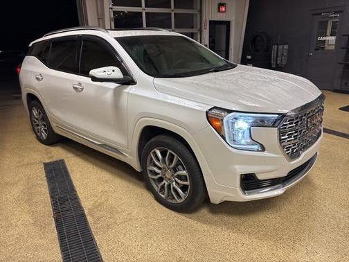 2023 GMC Terrain Denali