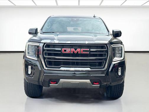 Onyx Black 2023 GMC Yukon 4WD AT4