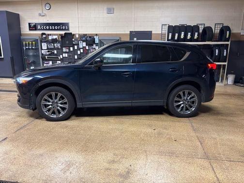 Deep Crystal Blue Mica 2021 Mazda CX-5 Signature
