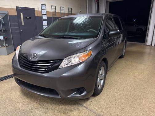 2013 Toyota Sienna SE