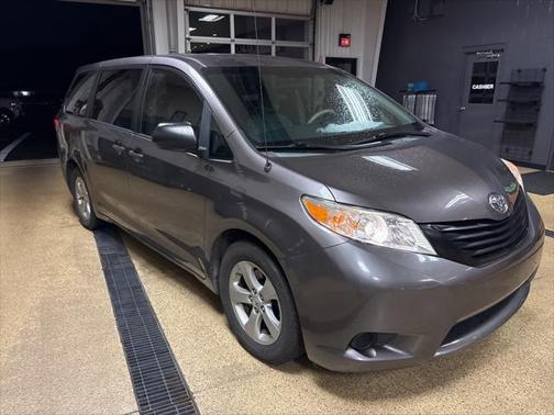 2013 Toyota Sienna SE