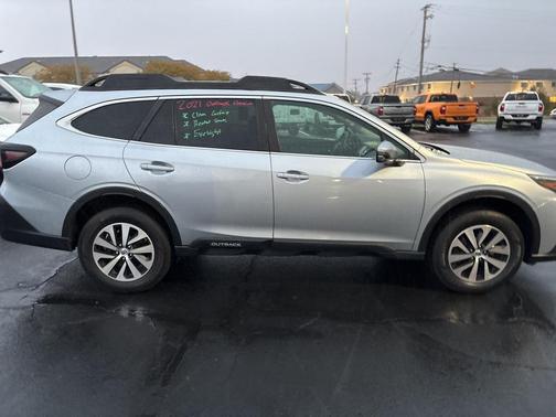 2021 Subaru Outback Premium