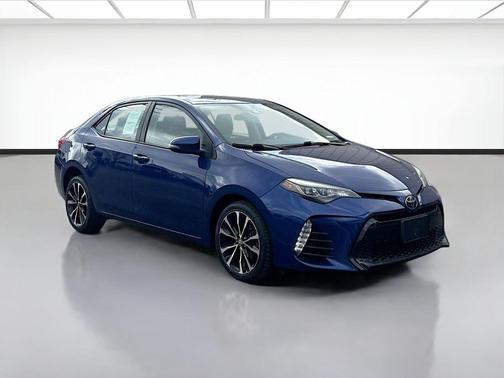 Blue Crush Metallic 2017 Toyota Corolla SE