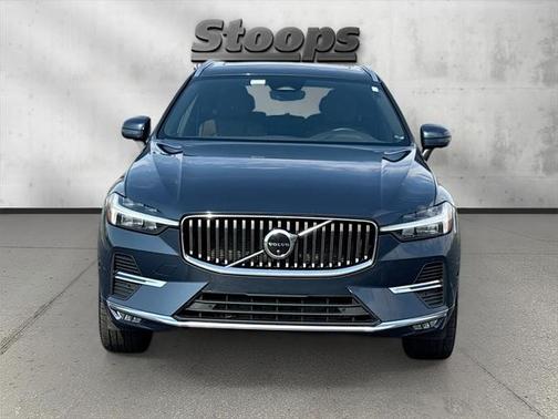 2023 Volvo XC60 B5 Plus Bright Theme