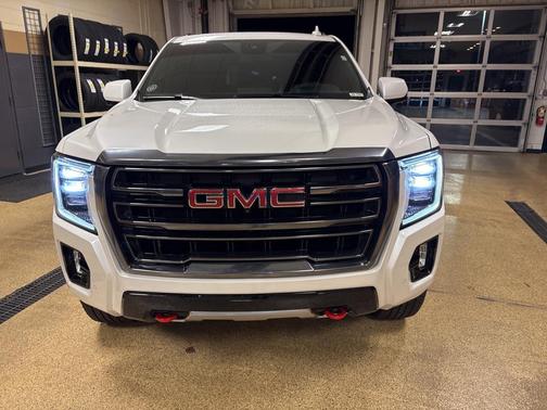 2024 GMC Yukon 4WD AT4