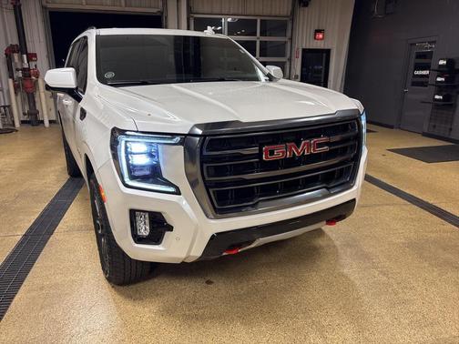 2024 GMC Yukon 4WD AT4