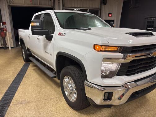 2024 Chevrolet Silverado 2500 LT