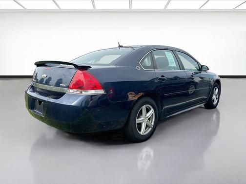 Imperial Blue Metallic 2009 Chevrolet Impala LT