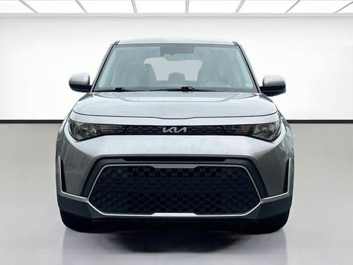 Steel Gray 2024 Kia Soul LX