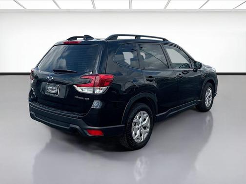 Crystal Black Silica 2020 Subaru Forester Base