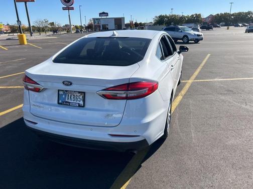 2020 Ford Fusion SE