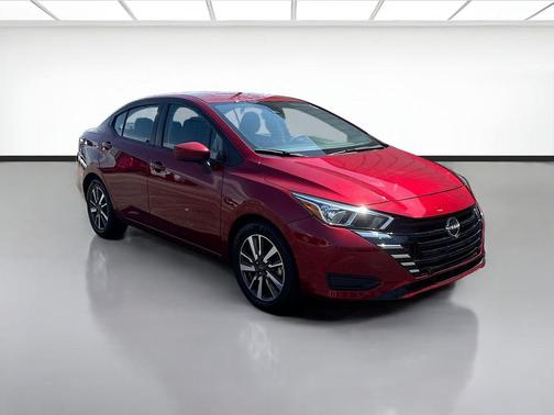 Scarlet Ember Tintcoat 2024 Nissan Versa 1.6 SV