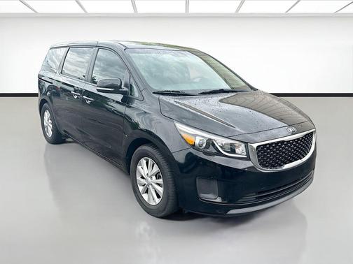 Aurora Black 2018 Kia Sedona L