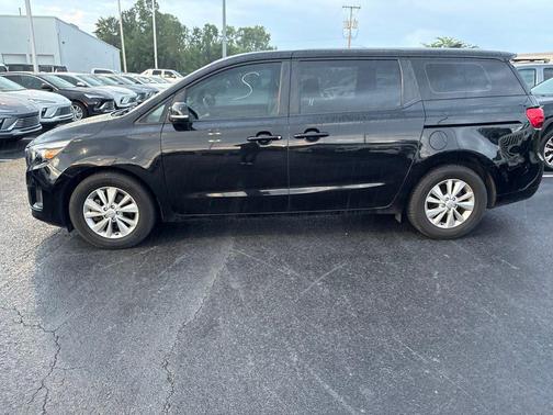 Aurora Black 2018 Kia Sedona L
