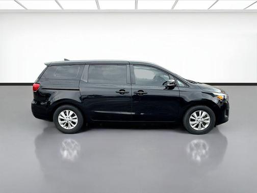 Aurora Black 2018 Kia Sedona L