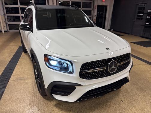 2021 Mercedes-Benz GLB 250 4MATIC