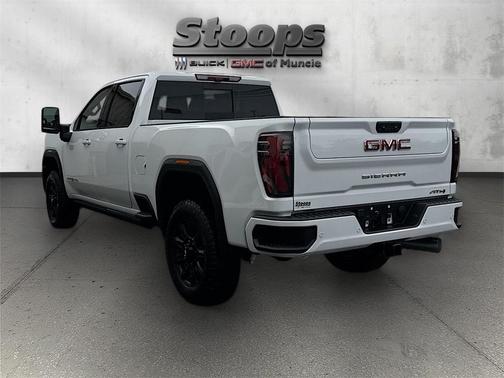 2025 GMC Sierra 2500 AT4