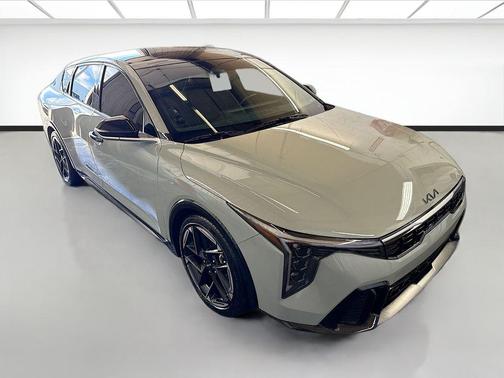 Morning Haze 2025 Kia K4 GT-Line