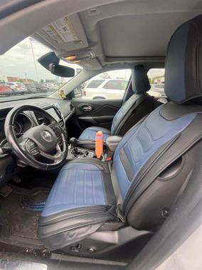 Bright White Clearcoat 2019 Jeep Cherokee Limited
