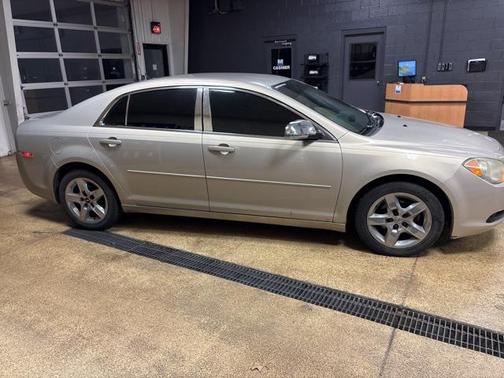 2010 Chevrolet Malibu LS