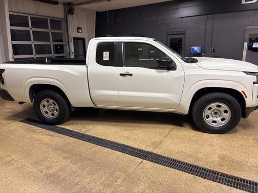 2024 Nissan Frontier S