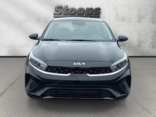 Aurora Black 2023 Kia Forte LXS