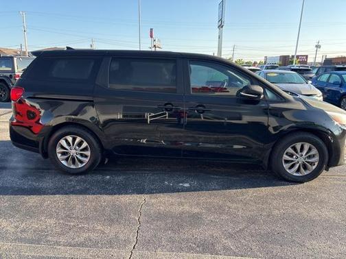 2019 Kia Sedona LX