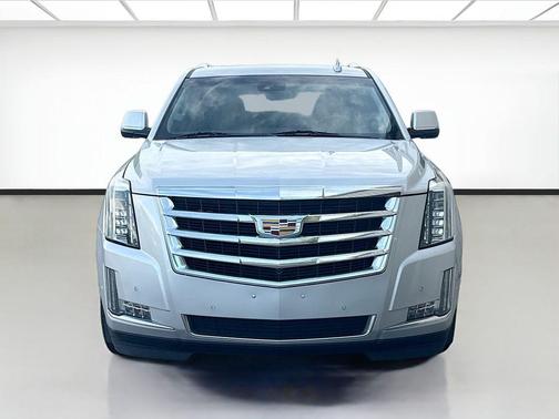 Radiant Silver Metallic 2020 Cadillac Escalade Luxury