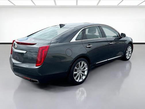 Phantom Gray Metallic 2017 Cadillac XTS Luxury