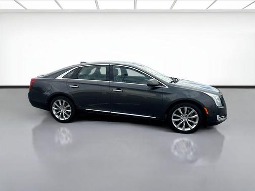 Phantom Gray Metallic 2017 Cadillac XTS Luxury