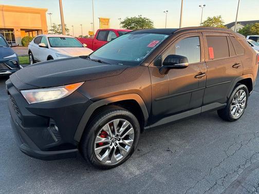 Midnight Black Metallic 2019 Toyota RAV4 XLE Premium