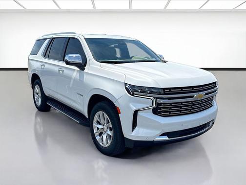 Iridescent Pearl Tricoat 2024 Chevrolet Tahoe Premier