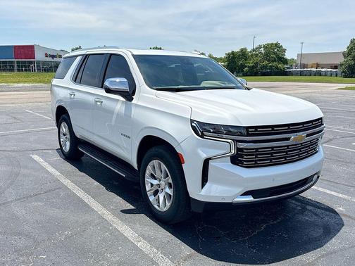 Iridescent Pearl Tricoat 2024 Chevrolet Tahoe Premier