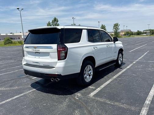 Iridescent Pearl Tricoat 2024 Chevrolet Tahoe Premier