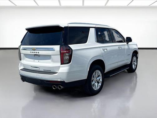 Iridescent Pearl Tricoat 2024 Chevrolet Tahoe Premier