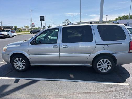 Platinum Metallic 2005 Buick Terraza CXL
