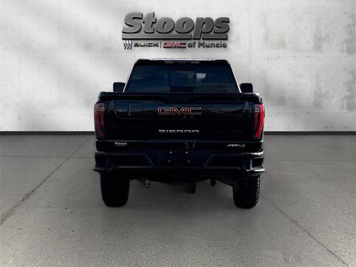 2024 GMC Sierra 2500 AT4