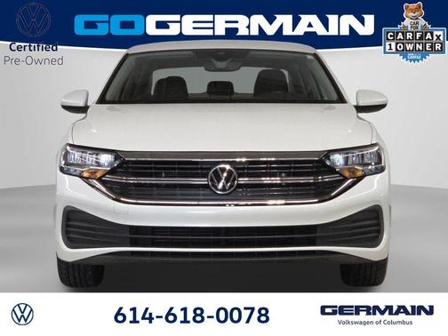 Opal White Pearl Effect 2023 Volkswagen Jetta 1.5T SE