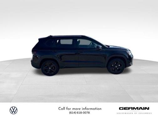 2025 Volkswagen Taos 1.5T SE Black