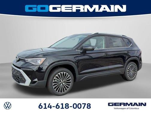 Deep Black Pearl Effect 2026 Volkswagen Taos 1.5T SE