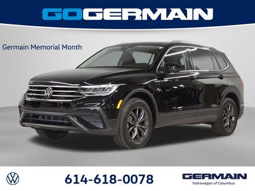 Deep Black Pearl Effect 2023 Volkswagen Tiguan 2.0T SE