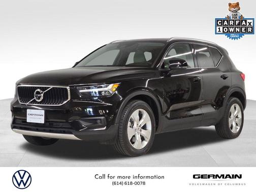 2021 Volvo XC40 T5 Momentum