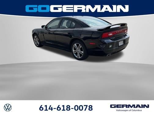 Pitch Black 2013 Dodge Charger R/T