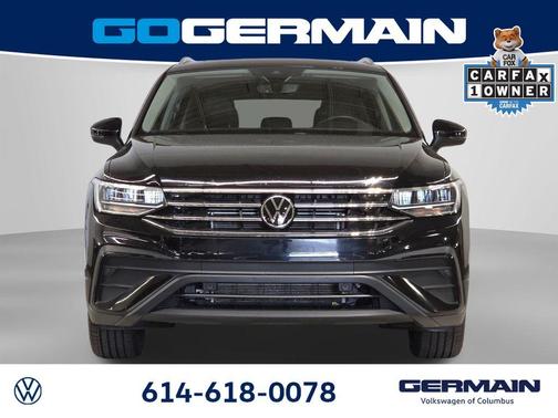 Deep Black Pearl Effect 2023 Volkswagen Tiguan 2.0T SE