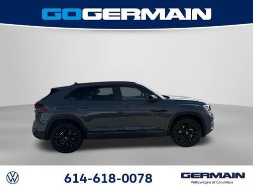 2026 Volkswagen Atlas Cross Sport 2.0T SEL R-Line Black