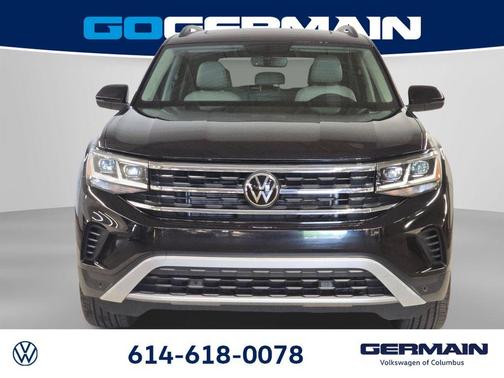 Deep Black Pearl Effect 2023 Volkswagen Atlas 3.6L SE w/Technology